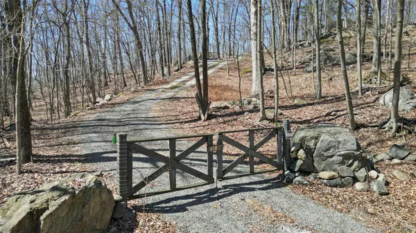 $775,000 | 490 Pudding Street, Carmel, NY 10512