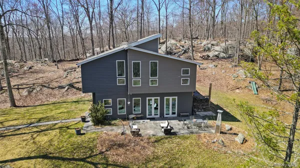 $775,000 | 490 Pudding Street, Carmel, NY 10512