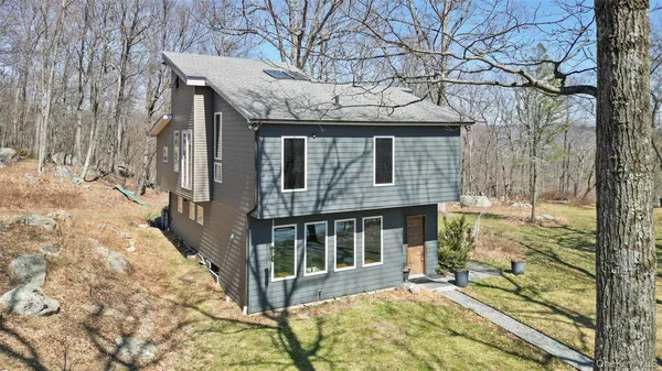 $775,000 | 490 Pudding Street, Carmel, NY 10512