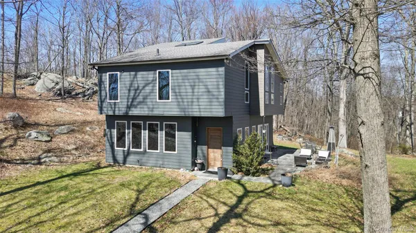 $775,000 | 490 Pudding Street, Carmel, NY 10512