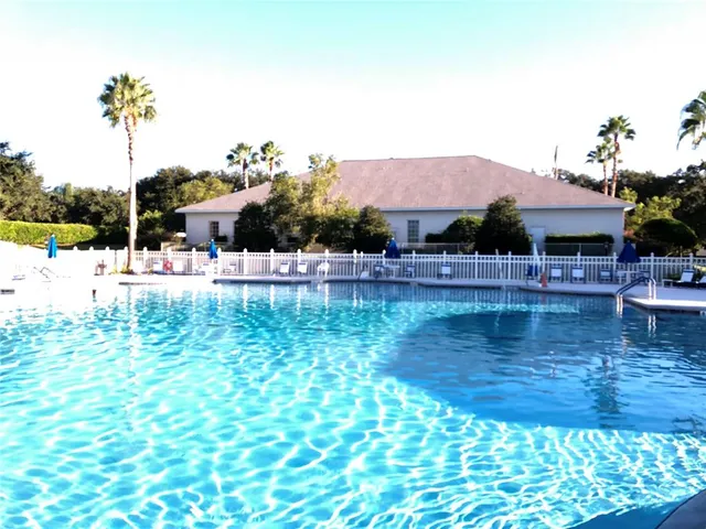 $173,000 | 25100 Pine Hill, Leesburg, FL 34748