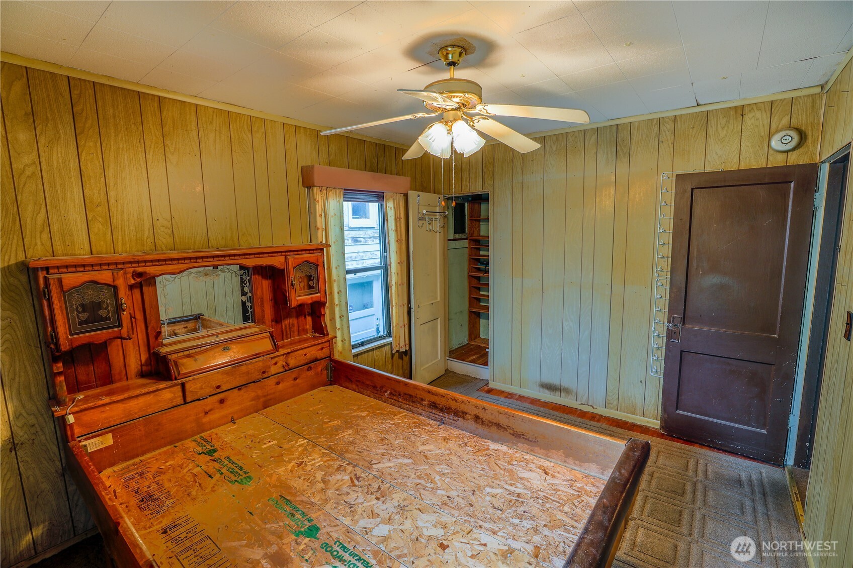 748 North 72nd Street Seattle, WA 98103 - Photo 8 of 17 Gallery Image 8