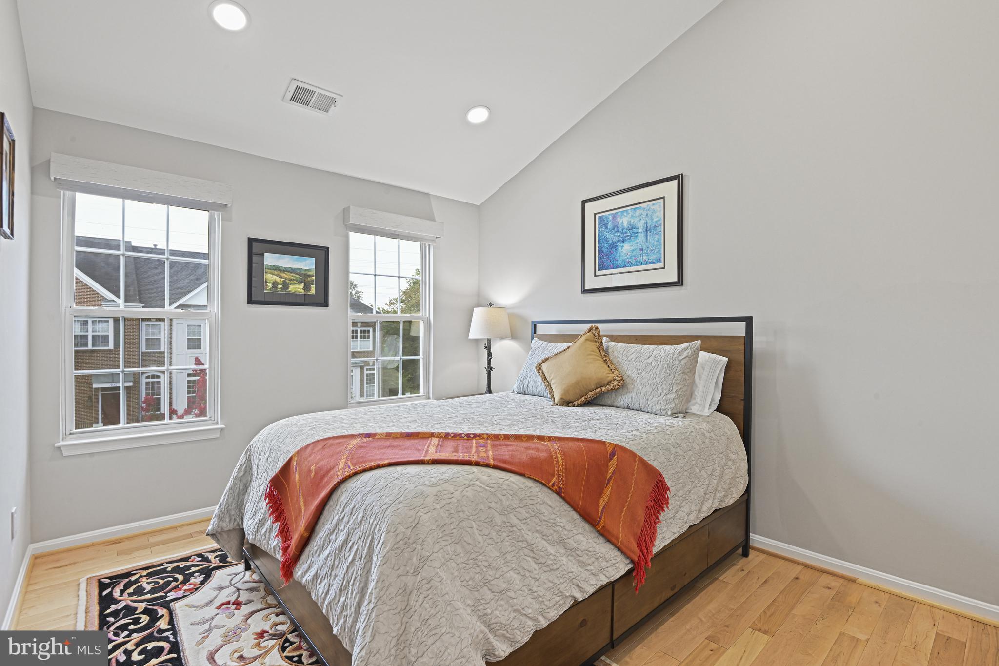 1978 Logan Manor Drive Reston, VA 20190 - Photo 25 of 42