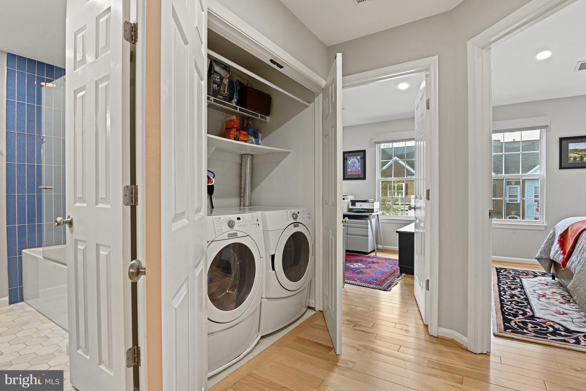 1978 Logan Manor Drive Reston, VA 20190 - Photo 30 of 42