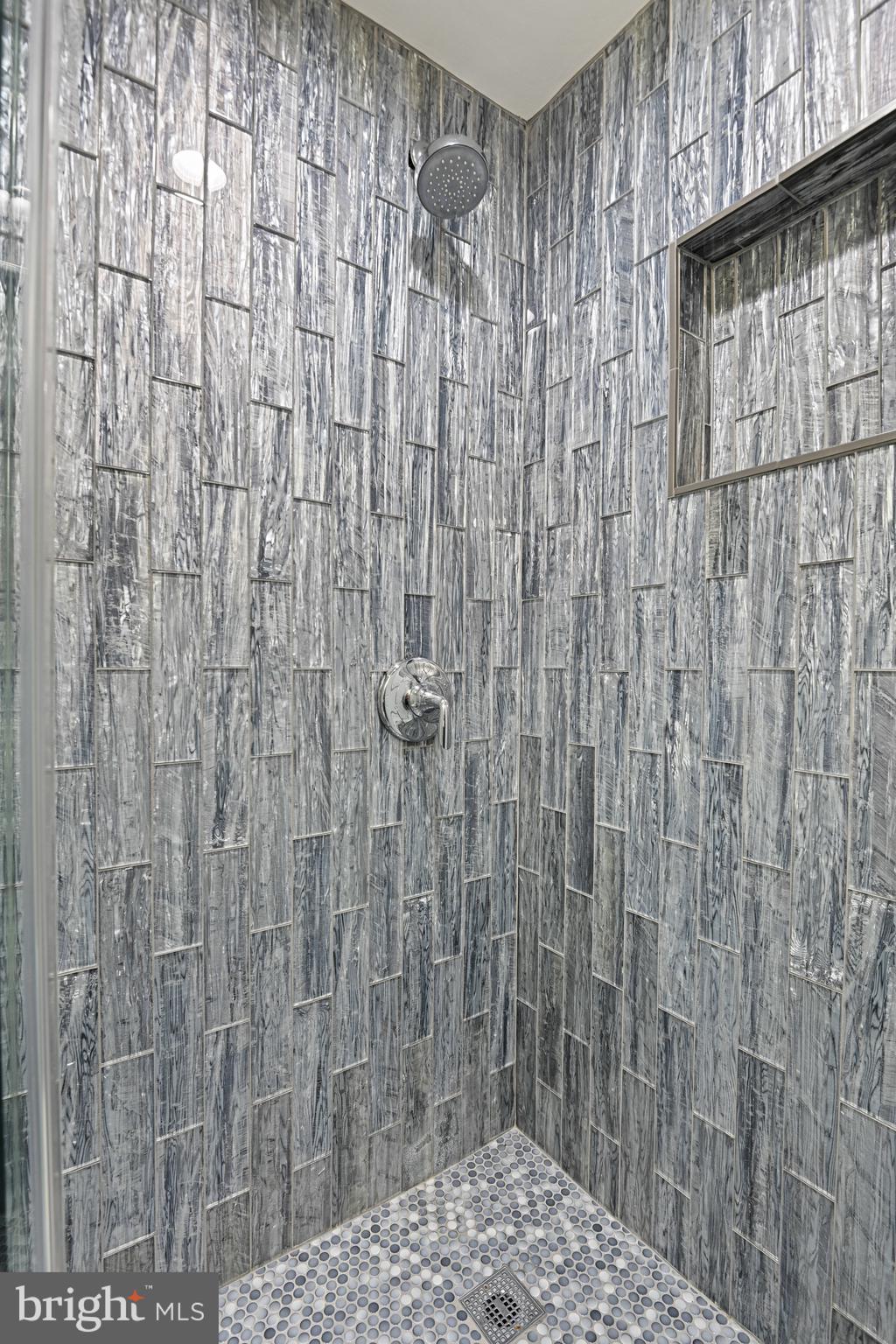 1978 Logan Manor Drive Reston, VA 20190 - Photo 38 of 42