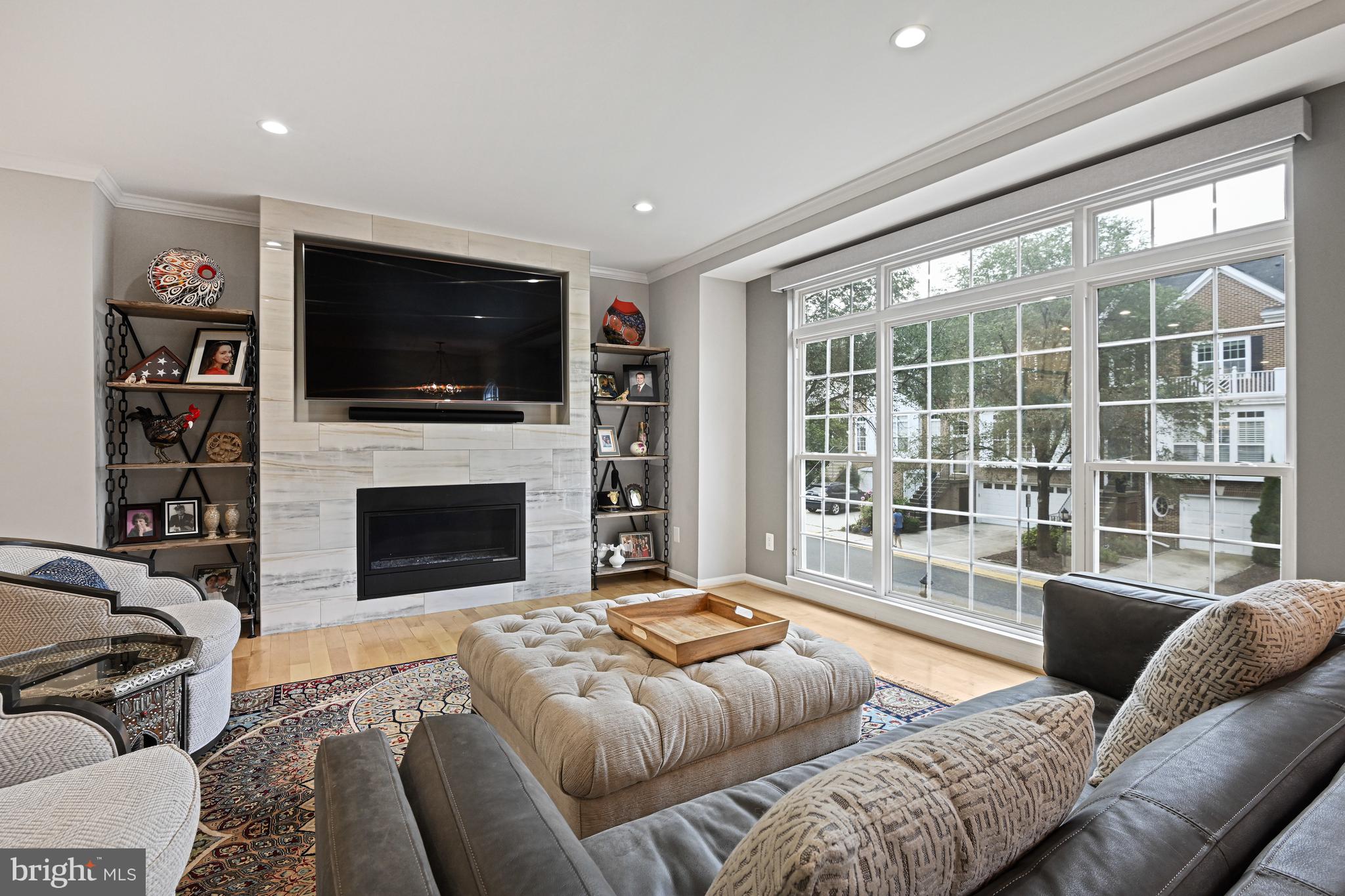 1978 Logan Manor Drive Reston, VA 20190 - Photo 4 of 42