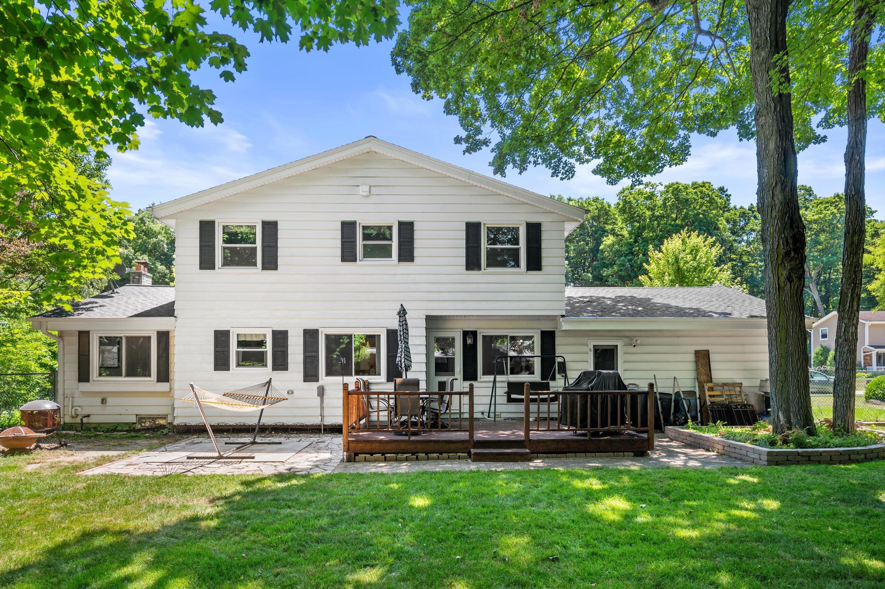 5888 Riverside Drive Greendale, WI 53129 - Photo 28 of 31 27-0159