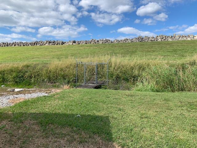 2727 Bacom Point Road Pahokee, FL 33476 - Photo 15 of 27 Dike view