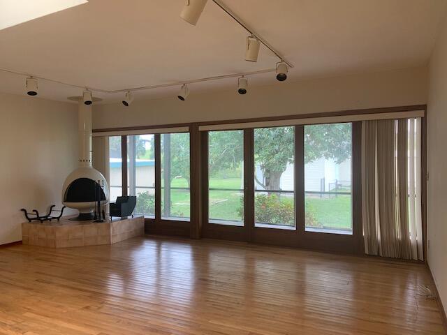 2727 Bacom Point Road Pahokee, FL 33476 - Photo 4 of 27 Master Bedroom