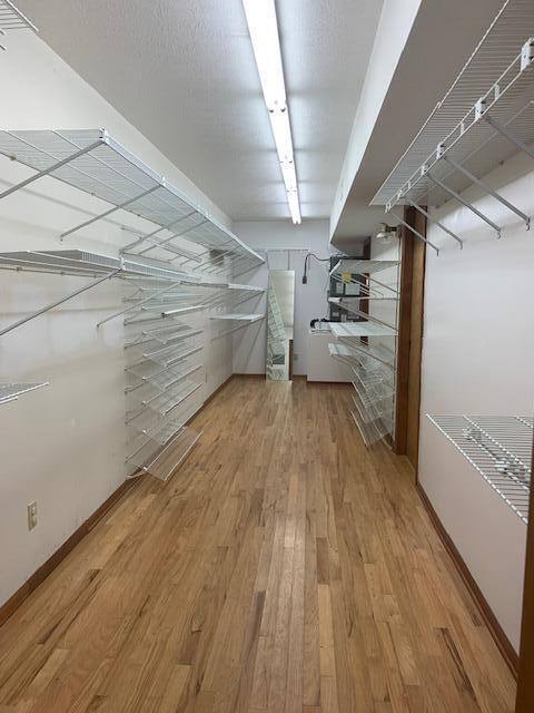 2727 Bacom Point Road Pahokee, FL 33476 - Photo 8 of 27 Master Walk-in Closet