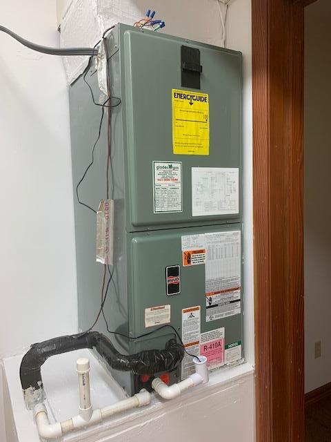 2727 Bacom Point Road Pahokee, FL 33476 - Photo 10 of 27 A/C