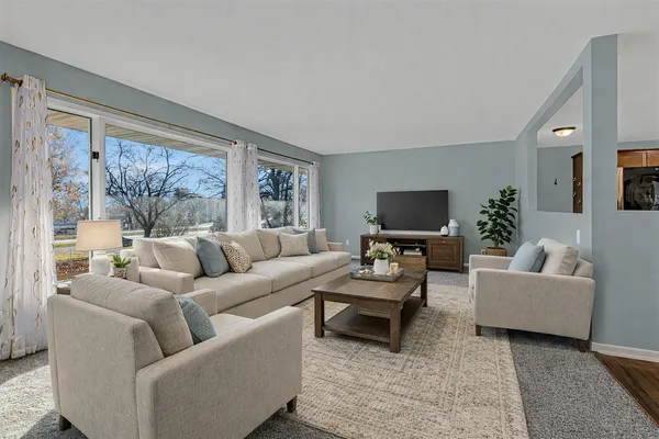 $475,000 | 7344 26th Street Northeast, Willmar, MN 56201