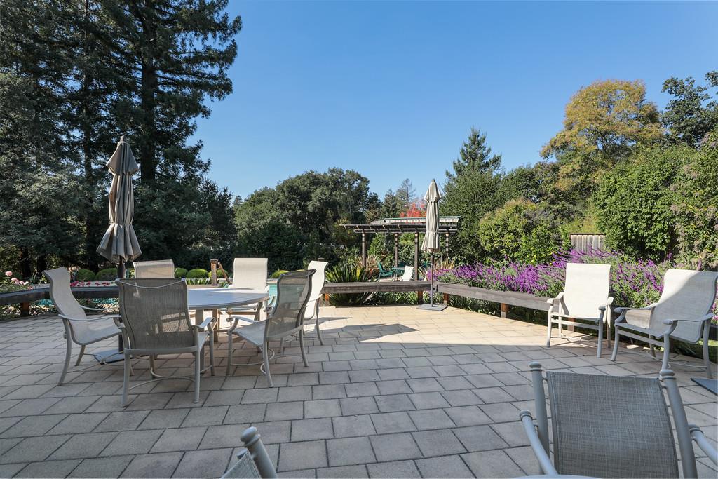 892 Lathrop Drive Stanford, CA 94305 - Photo 11 of 24