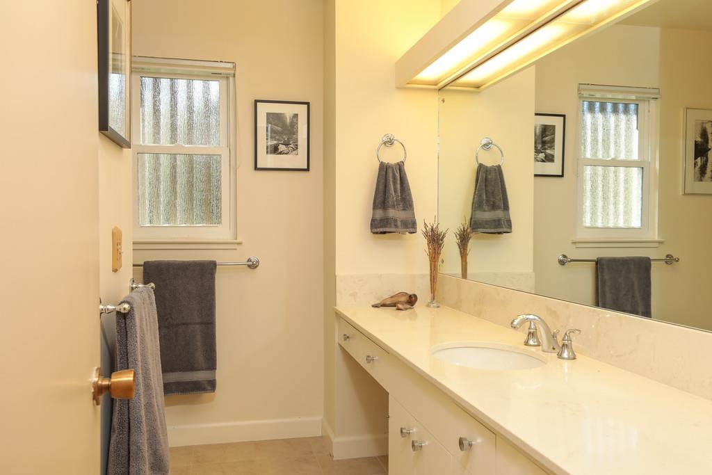 892 Lathrop Drive Stanford, CA 94305 - Photo 19 of 24