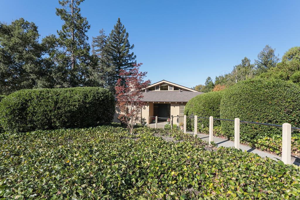 892 Lathrop Drive Stanford, CA 94305 - Photo 2 of 24