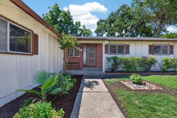 $439,000 | 2552 Tamarisk Avenue, Stockton, CA 95207