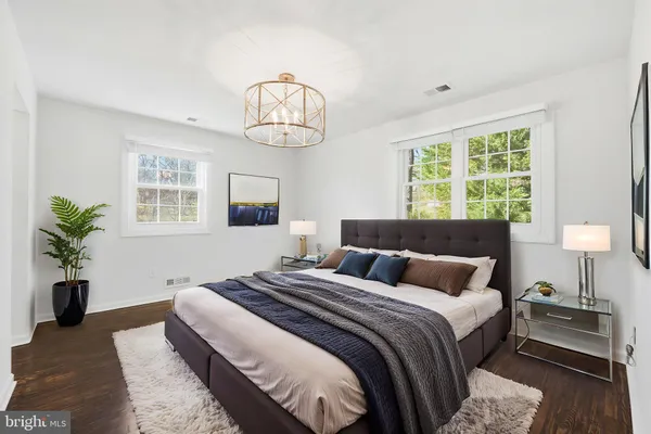 $4,999 | 448 Summers Drive, Alexandria, VA 22301