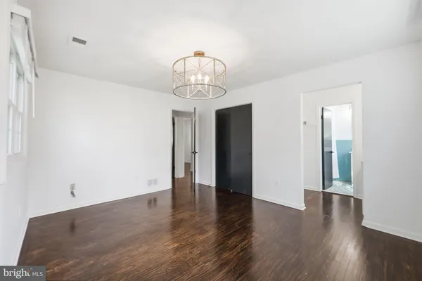 $4,999 | 448 Summers Drive, Alexandria, VA 22301