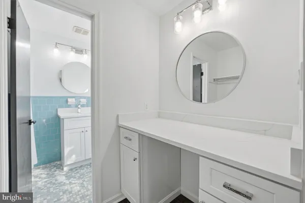 $4,999 | 448 Summers Drive, Alexandria, VA 22301