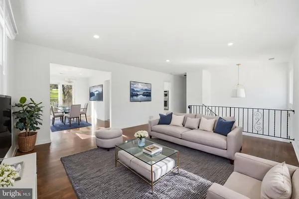 $4,999 | 448 Summers Drive, Alexandria, VA 22301