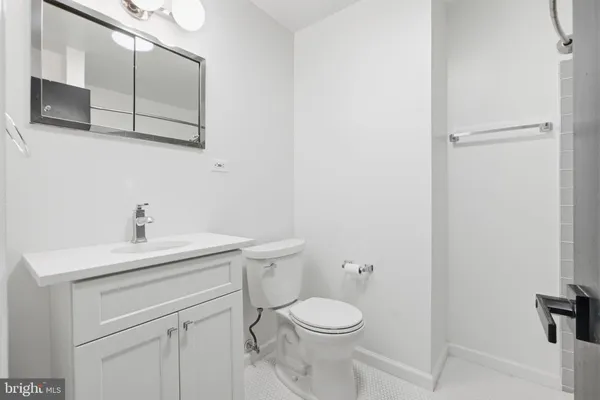 $4,999 | 448 Summers Drive, Alexandria, VA 22301