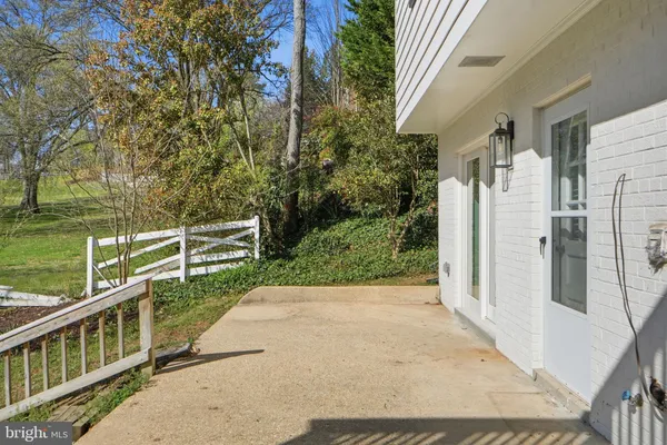 $4,999 | 448 Summers Drive, Alexandria, VA 22301