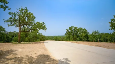 $725,000 | 8001 Encanto Way, Azle, TX 76020