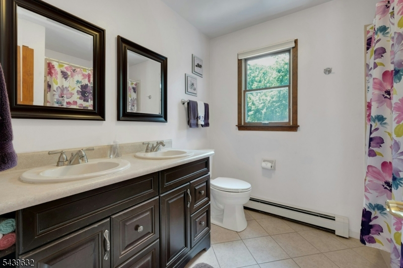 20 Lark Lane Oak Ridge, NJ 07438 - Photo 30 of 47