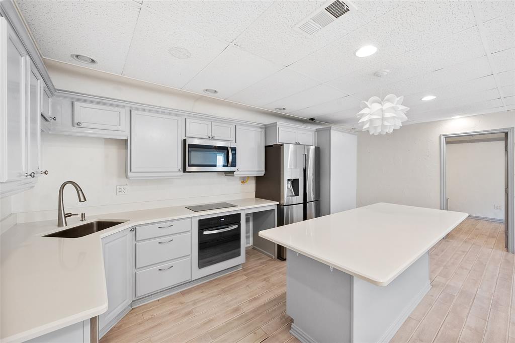 109 Fm 2280, Unit 111F Cleburne, TX 76031 - Photo 7 of 9