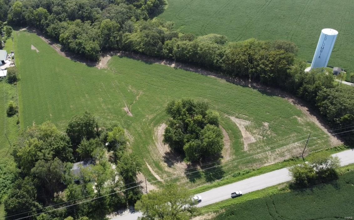 2002 Columbia Quarry Road Columbia, IL 62236 - Photo 1 of 10 Gallery Image 1