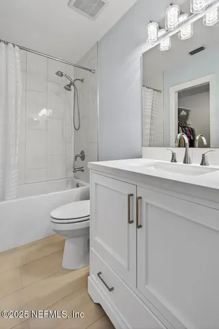 $252,500 | 4519 Columbus Circle, Unit 1B, Jacksonville, FL 32210