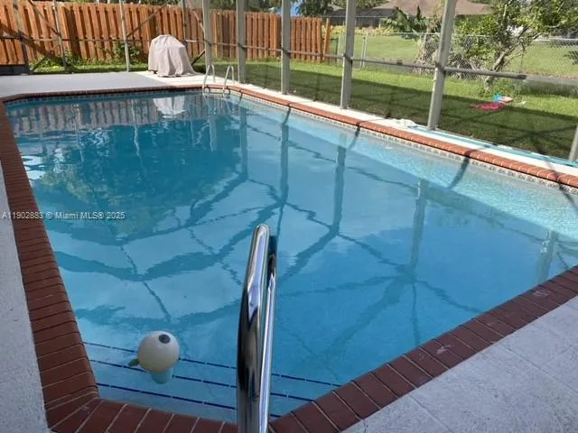 a room with lots of tables and chairs