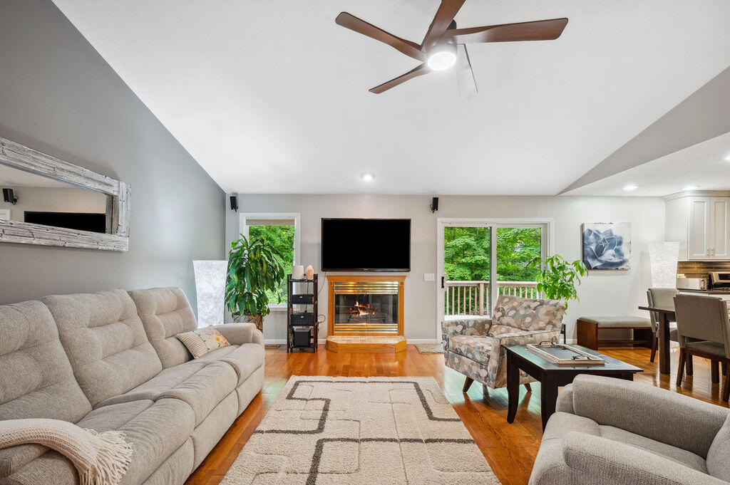 3999 Ravina Terrace St. Joseph, MI 49085 - Photo 5 of 40 a5