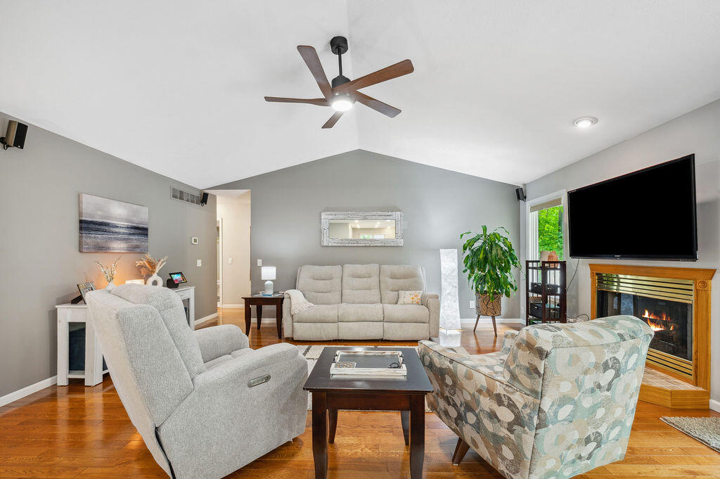 3999 Ravina Terrace St. Joseph, MI 49085 - Photo 7 of 40 a7