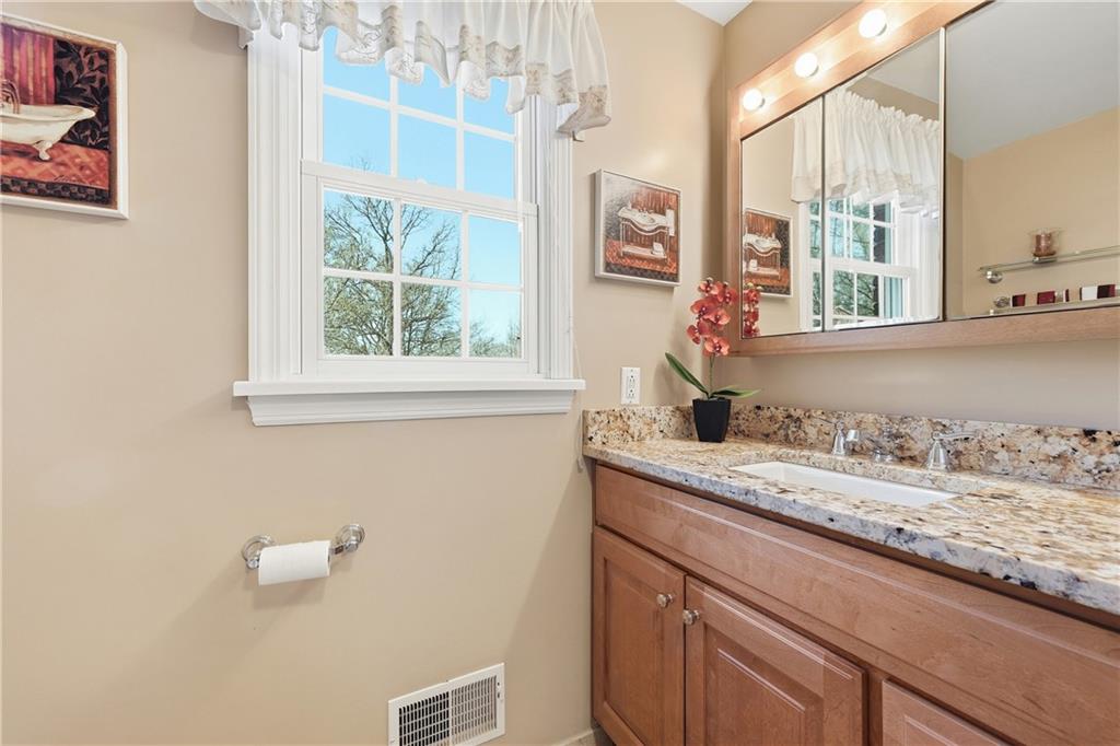 900 Old Hickory Road Pittsburgh, PA 15243 - Photo 21 of 45