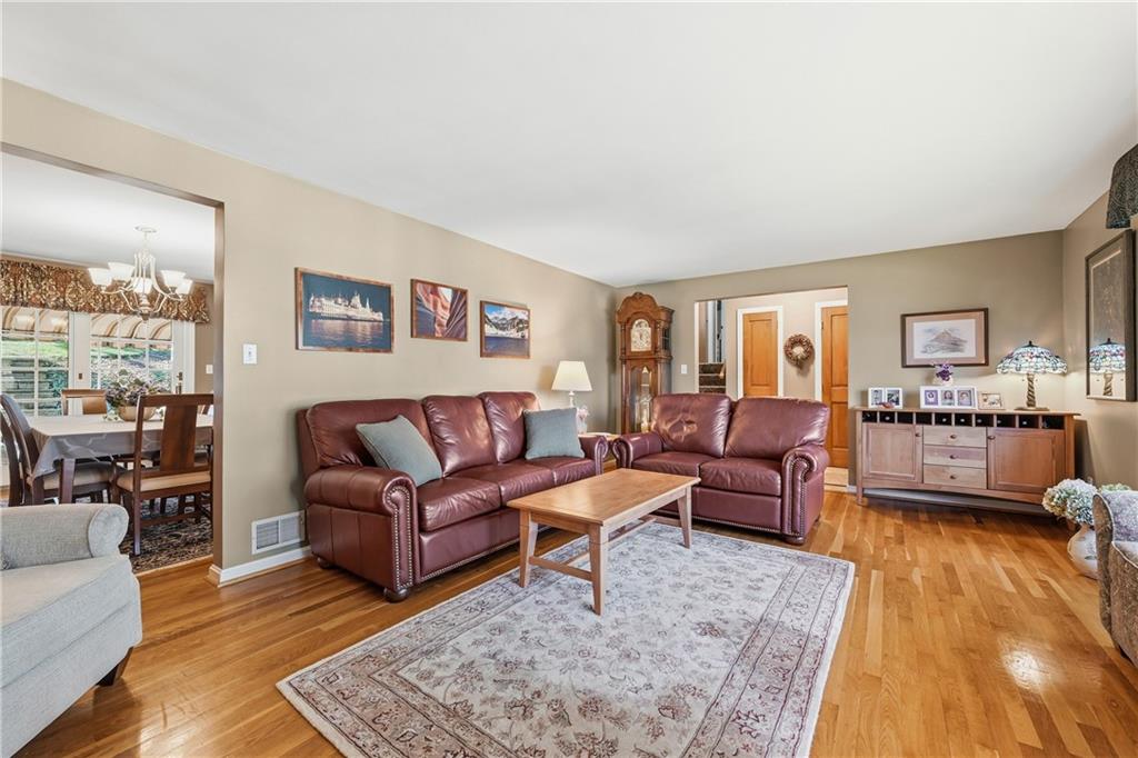 900 Old Hickory Road Pittsburgh, PA 15243 - Photo 6 of 45