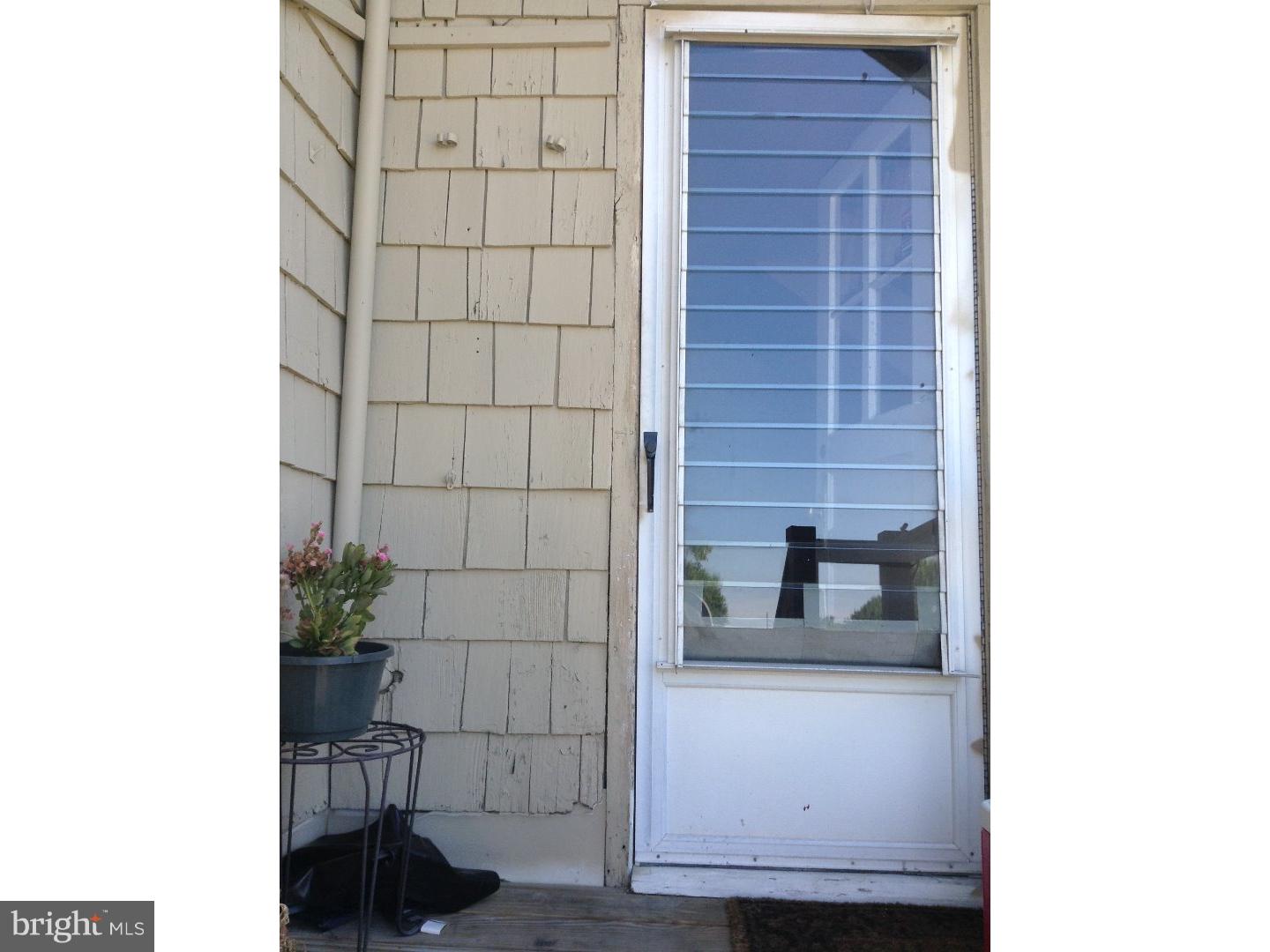 10 South Kirklyn Avenue Upper Darby, PA 19082 - Photo 15 of 24 Exterior Back