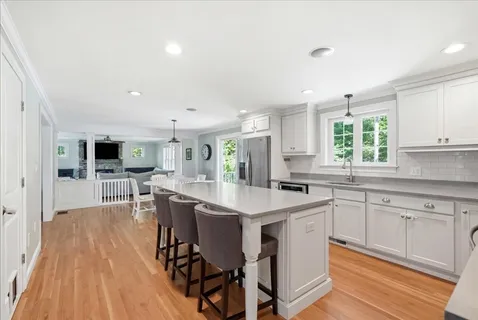 $1,099,000 | 7 Fountain Knoll Lane, Kingston, MA 02364