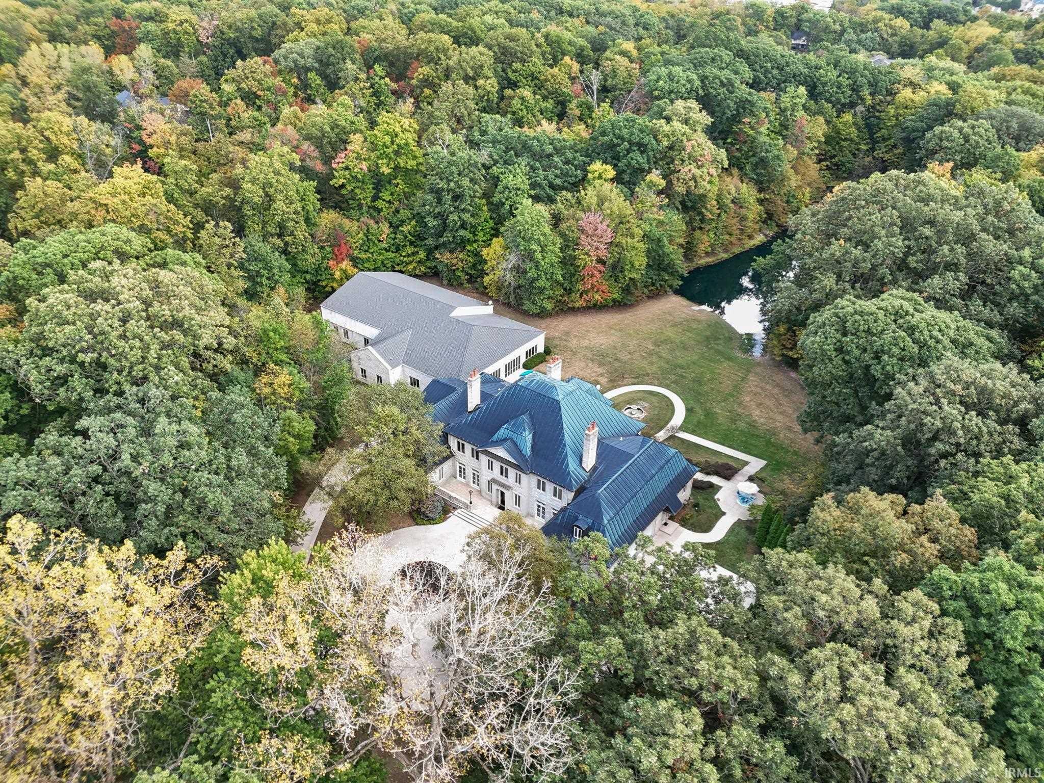 5310 Abbeyhill Road Fort Wayne, IN 46814 - Photo 1 of 36