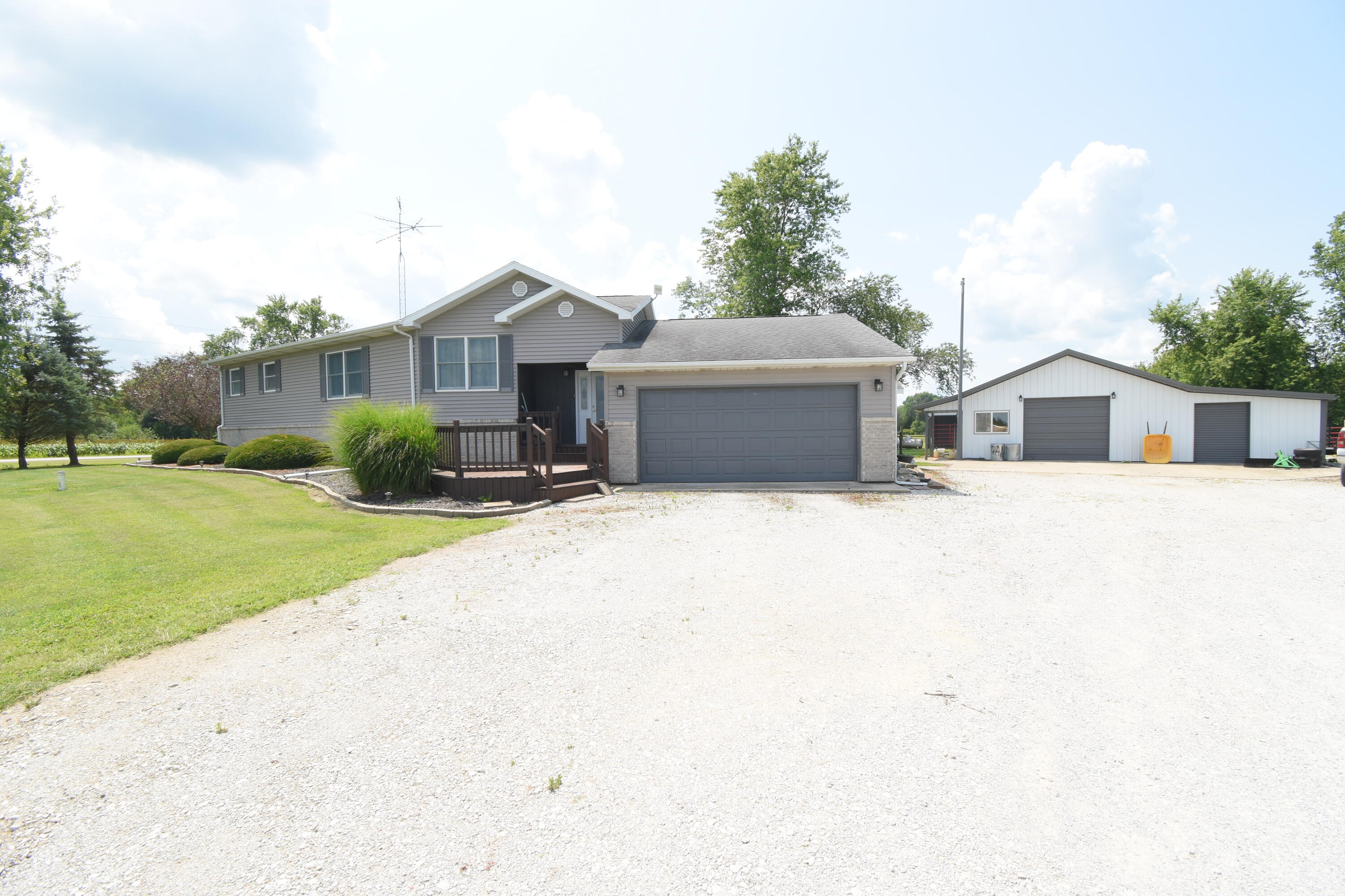 9490 Egypt Road Rensselaer, IN 47978 - Photo 1 of 64 3000x2000