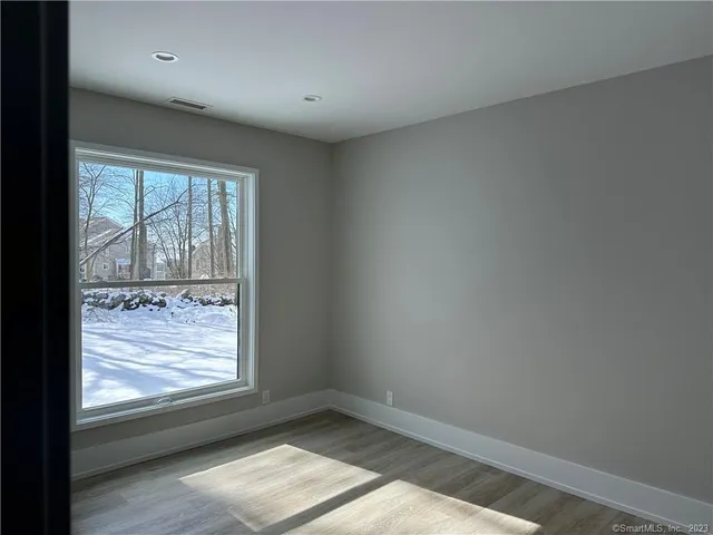 $4,800 | 14 Tod Road, Norwalk, CT 06851