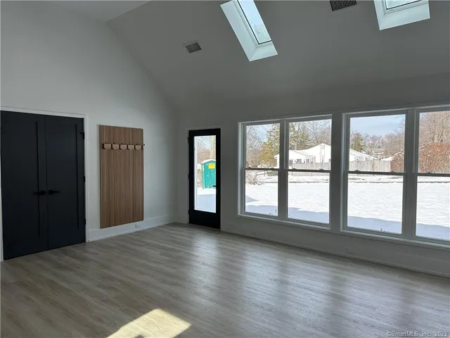 $4,800 | 14 Tod Road, Norwalk, CT 06851