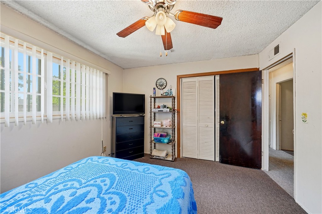2731 West Victoria Street Rialto, CA 92376 - Photo 23 of 42