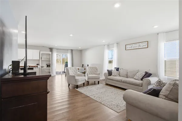 $424,900 | 294 Utica Bnd Court, Seneca, SC 29678