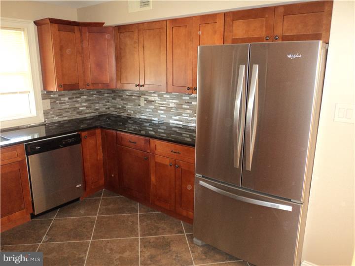 12118 Aster Road Philadelphia, PA 19154 - Photo 1 of 19
