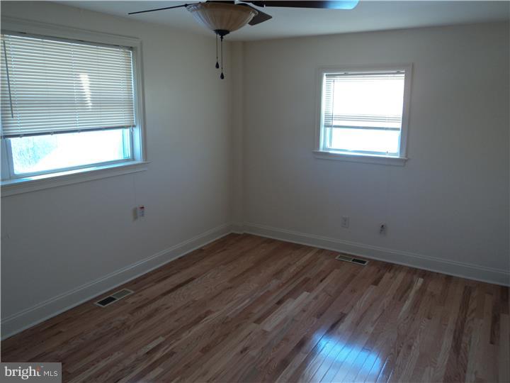 12118 Aster Road Philadelphia, PA 19154 - Photo 18 of 19