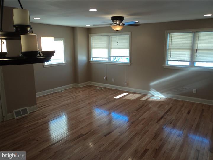 12118 Aster Road Philadelphia, PA 19154 - Photo 8 of 19