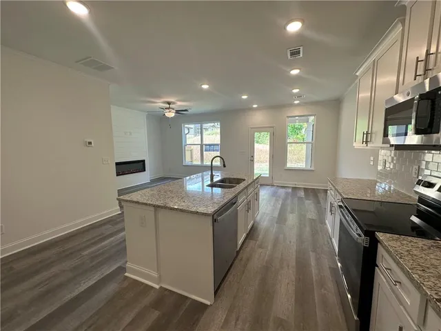 $378,672 | 5605 Overview Drive, Unit 115, Flowery Branch, GA 30542