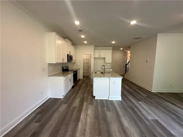 $378,672 | 5605 Overview Drive, Unit 115, Flowery Branch, GA 30542