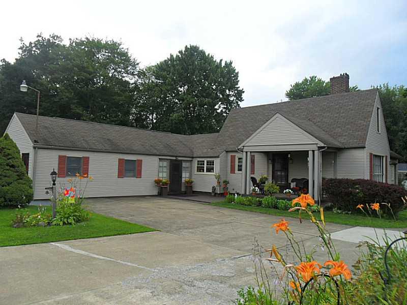 3979 North Hermitage Road Transfer, PA 16154 - Photo 1 of 18 Exterior Front.